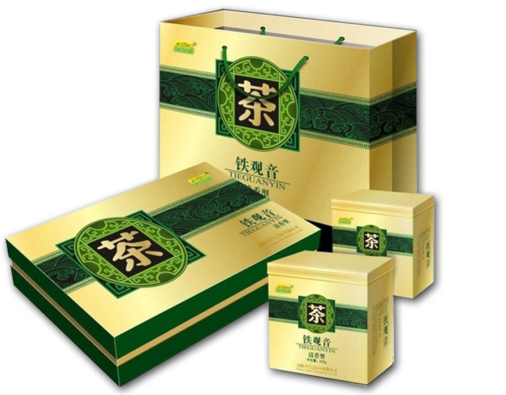 In hộp đựng trà, quà tặng đặc biệt cho người thân.